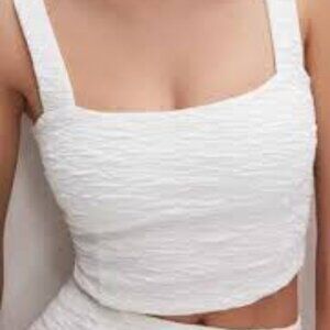 GOOD AMERICAN CRINKLED CROPPED WHITE WOMEN TOP SIZE XL BRAND NEW WITH TAGS